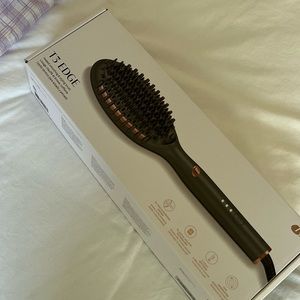 BRAND NEW T3 HEATED SMOOTHING & STYLING BRUSH